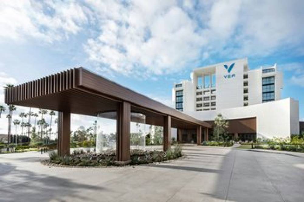 VEA Newport Beach A Marriott Resort And Spa 6