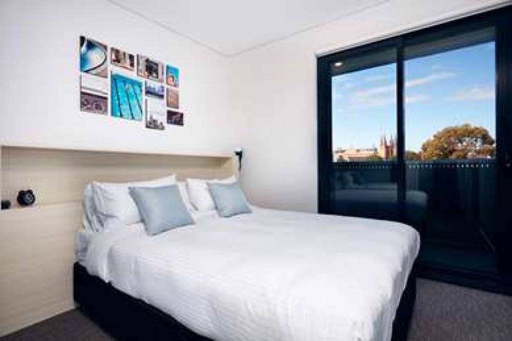 VERIU CAMPERDOWN 9