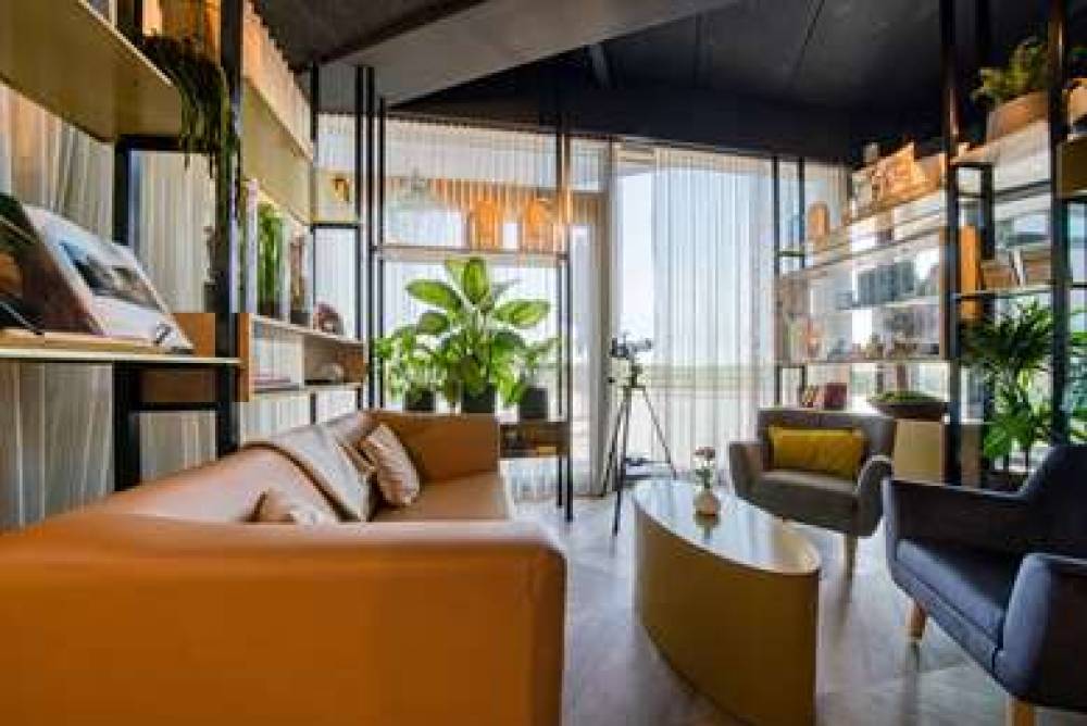 VIENNA HOUSE EASY AMSTERDAM AIRPORT 6