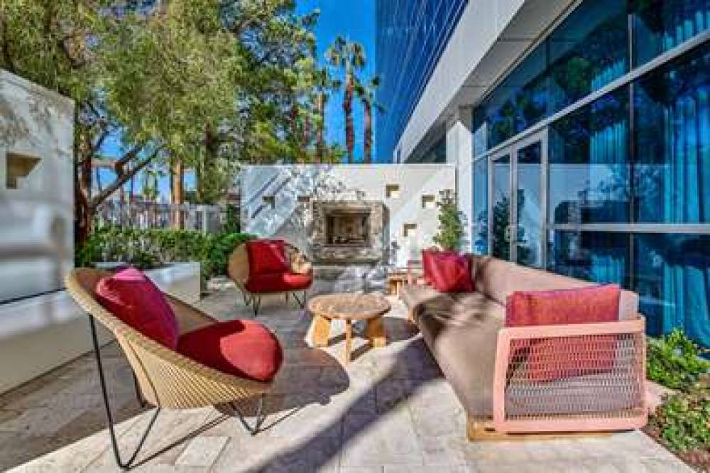 VIRGIN HOTELS LAS CURIO BY HILTON 4