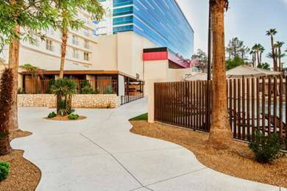 VIRGIN HOTELS LAS CURIO BY HILTON 5