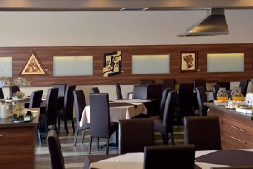 VITTA HOTEL SUPERIOR 5