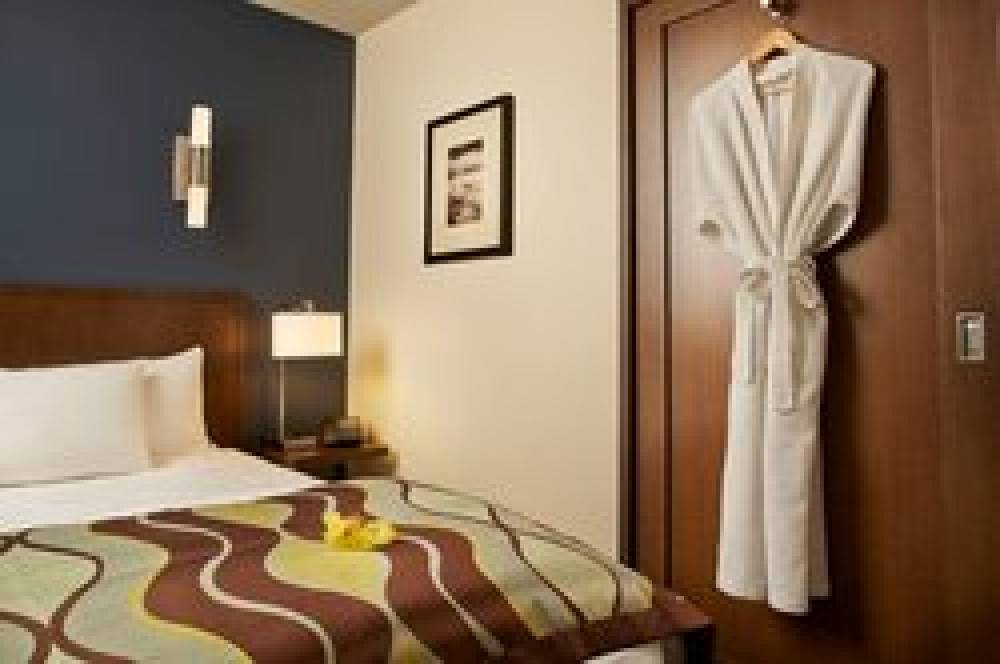 VIVE HOTEL WAIKIKI 1