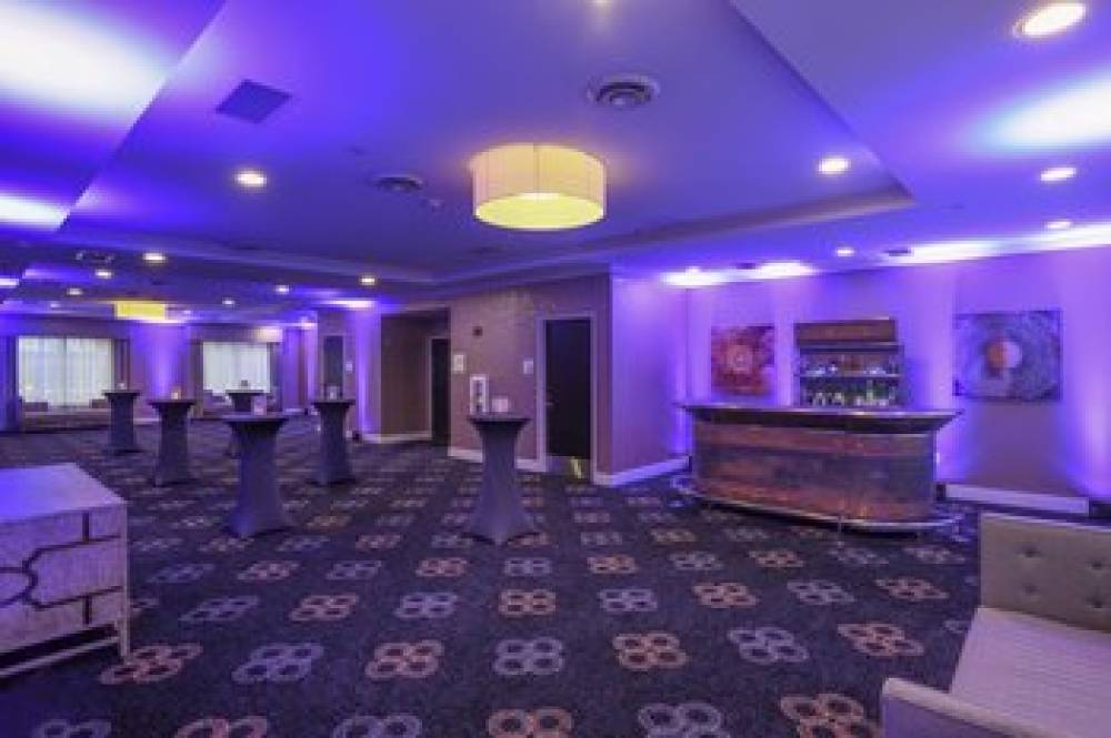 VOCO DOWNTOWN BY IHG 1