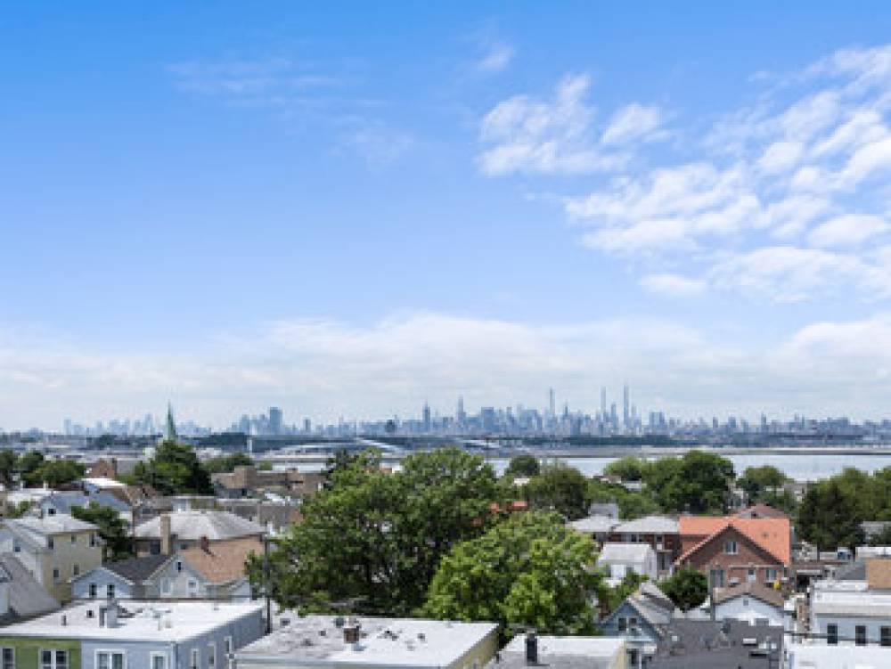 VOCO FIORELLO LAGUARDIA EAST 2