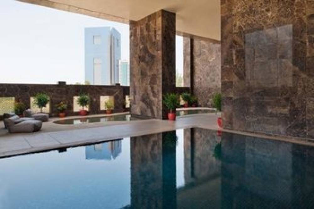 VOCO WEST BAY SUITES 2