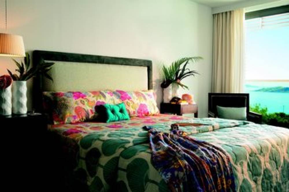 Vouliagmeni Suites 10
