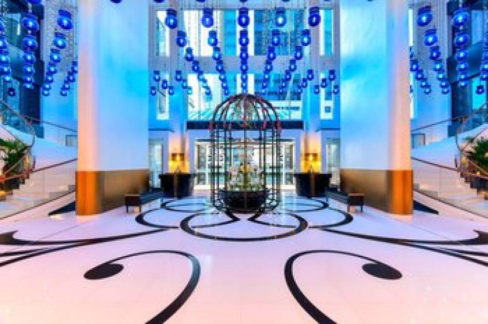 W Doha 6