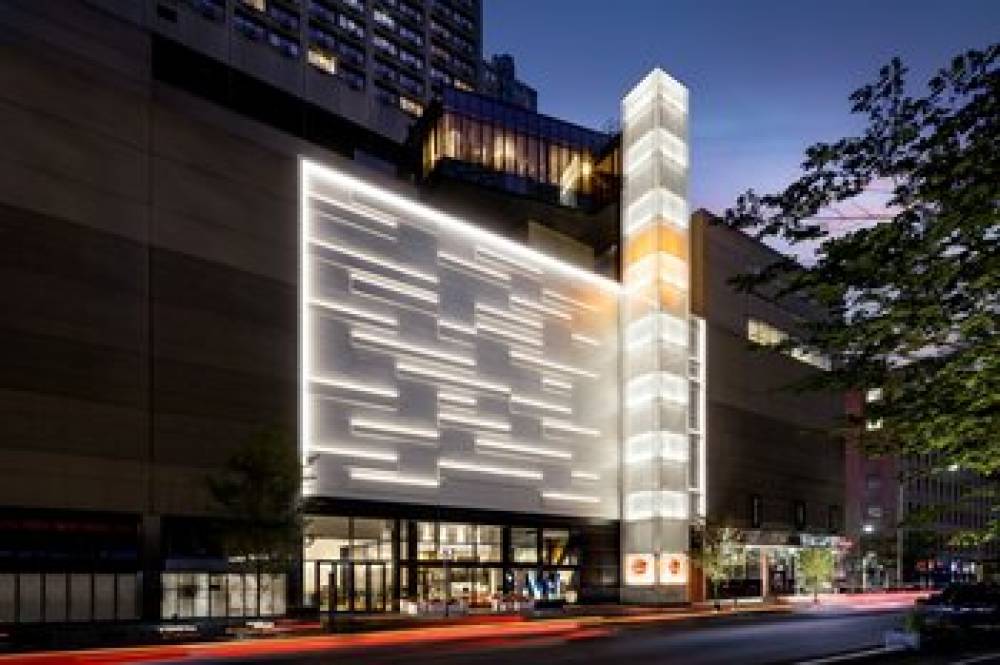 W Toronto 3