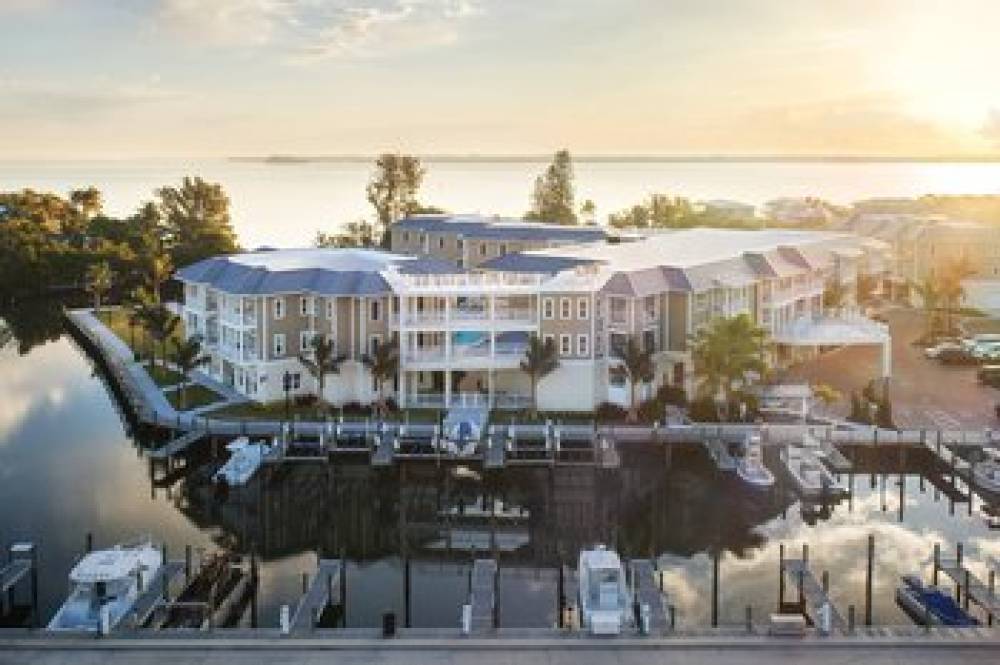 Waterline Villas And Marina Autograph Collection 1