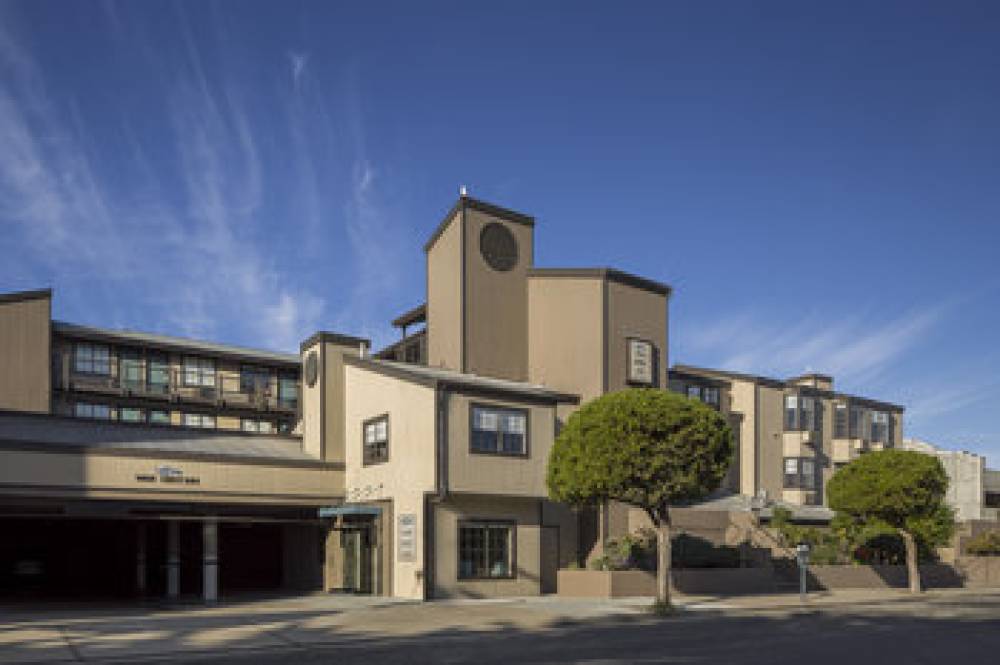 Wave Street Inn