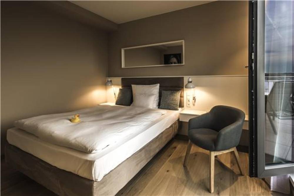 WELLINGS PARKHOTEL 5