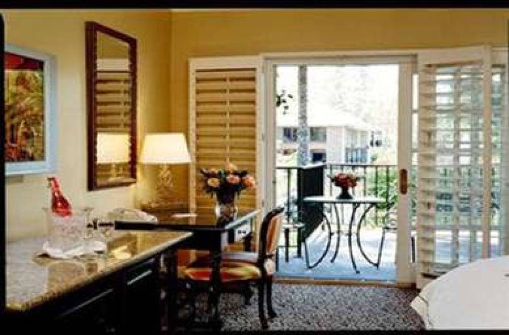 Westlake Village Inn 7