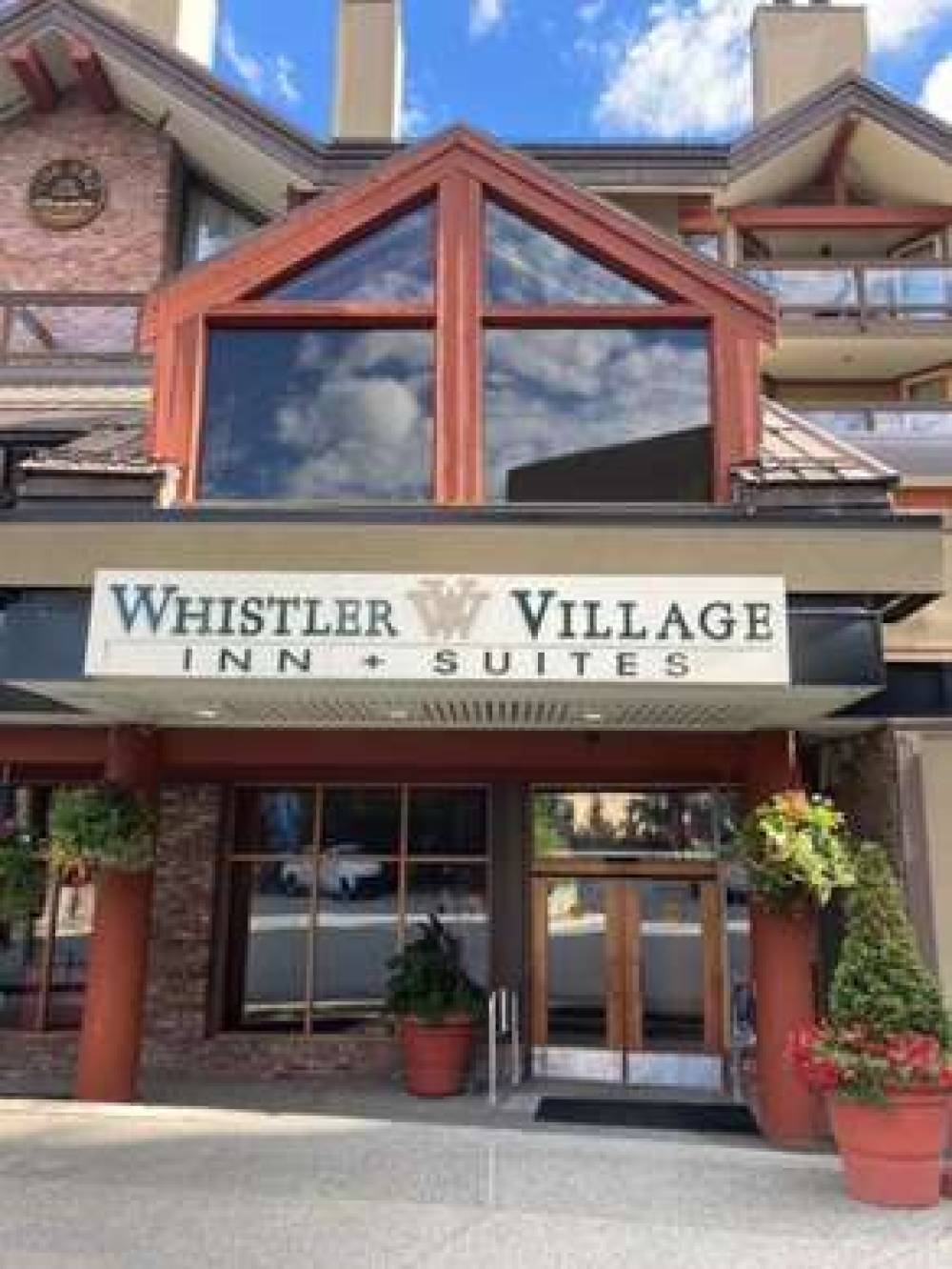 Whistler Village Inn And Suites 2