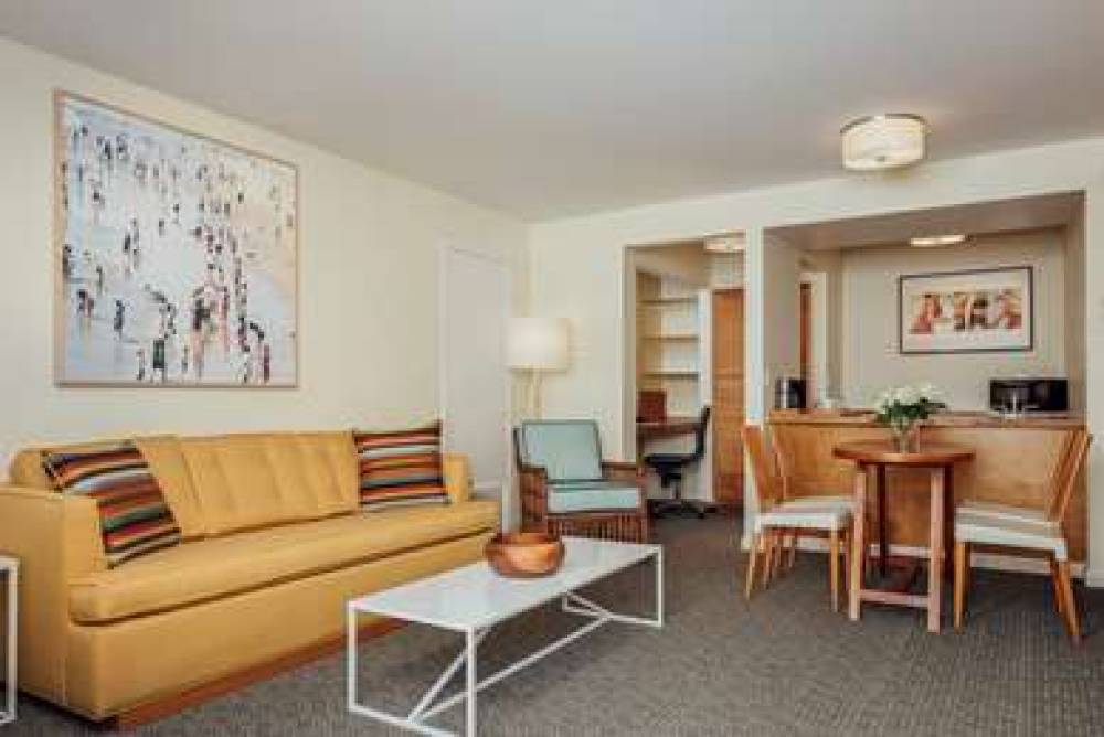 WILD PALMS HOTEL, PART OF HYATT 10