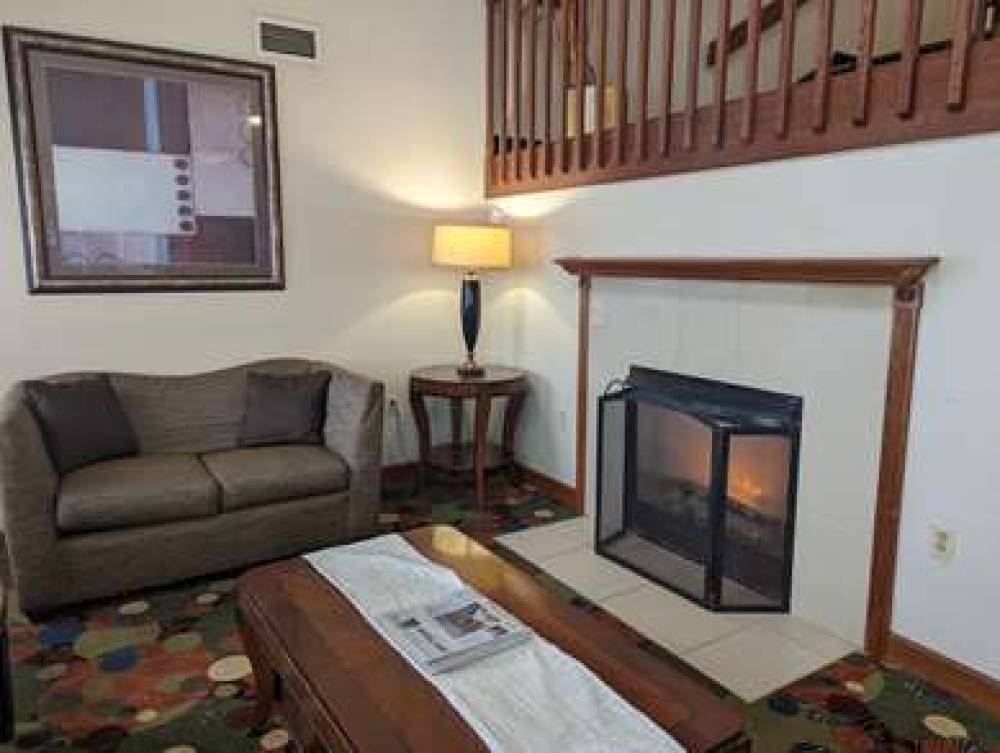 WINGATE BY WYNDHAM ASHLAND 9