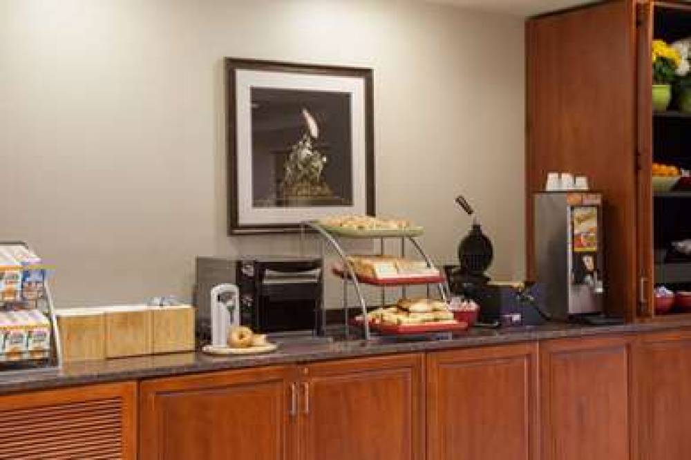 Wingate By Wyndham Chantilly / Dulles Airport 1