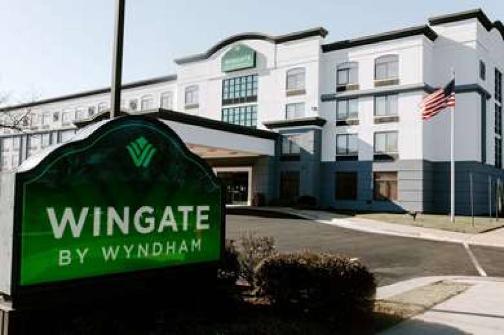 Wingate By Wyndham Chantilly / Dulles Airport