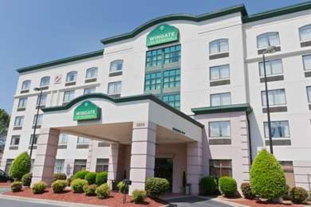 WINGATE BY WYNDHAM CHARLOTTE AIRPOR 1