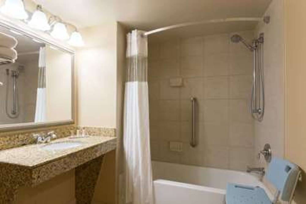Wingate By Wyndham Dayton - Fairborn 10