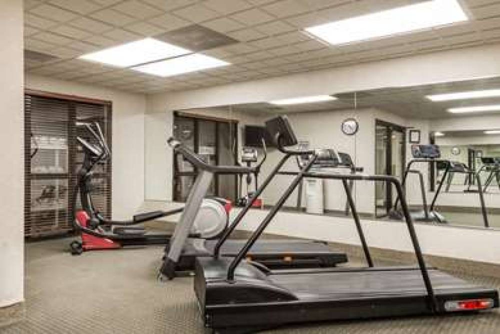 Wingate By Wyndham Indianapolis Airport-Rockville Rd. 4
