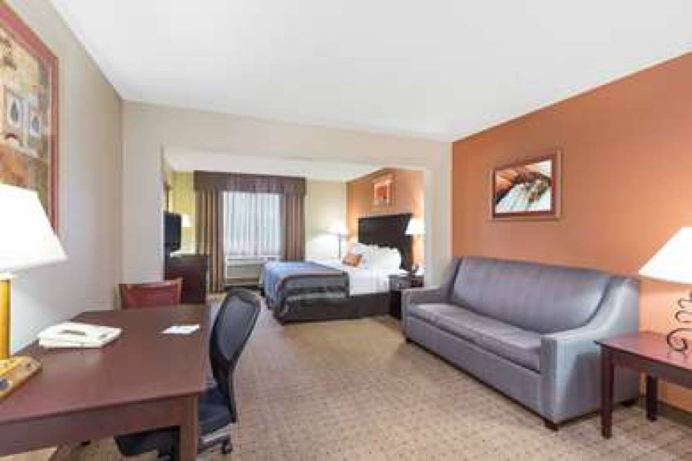 WINGATE BY WYNDHAM WEST MONROE 10