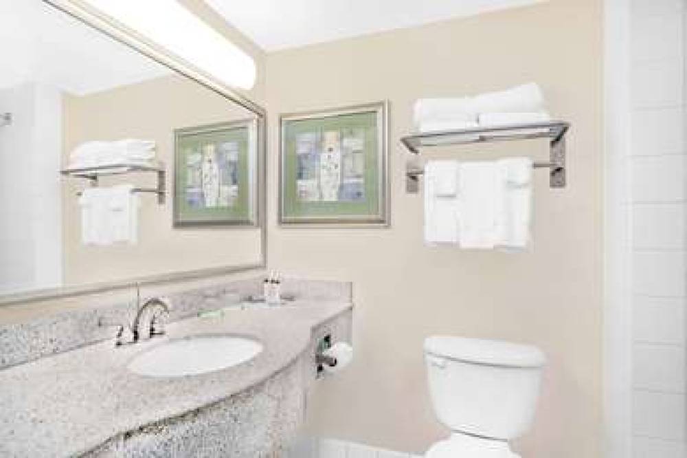 WINGATE ELLICOTTVILLE 6