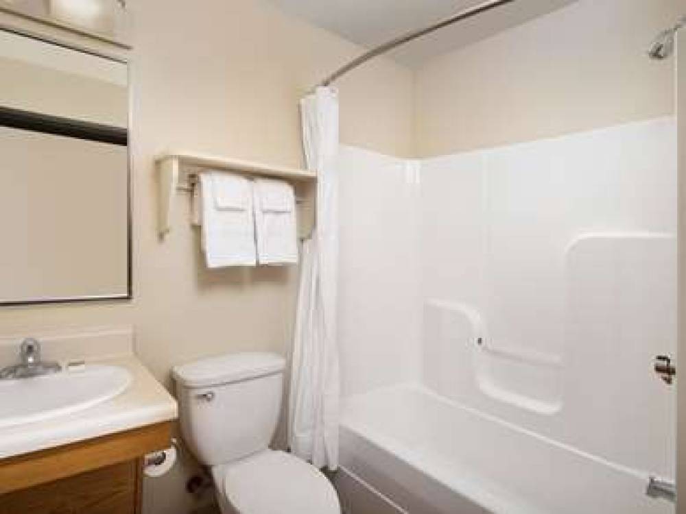 WOODSPRING SUITES AUGUSTA RIVERWATC 8