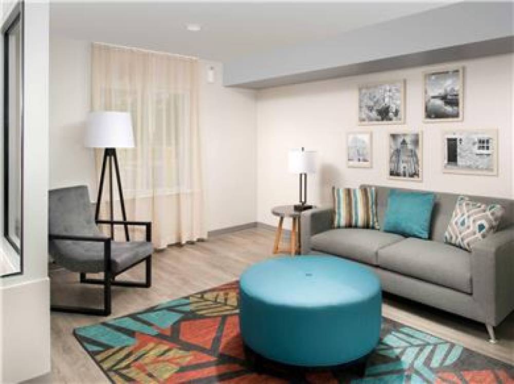 WOODSPRING SUITES CHARLOTTE AIRPORT 8