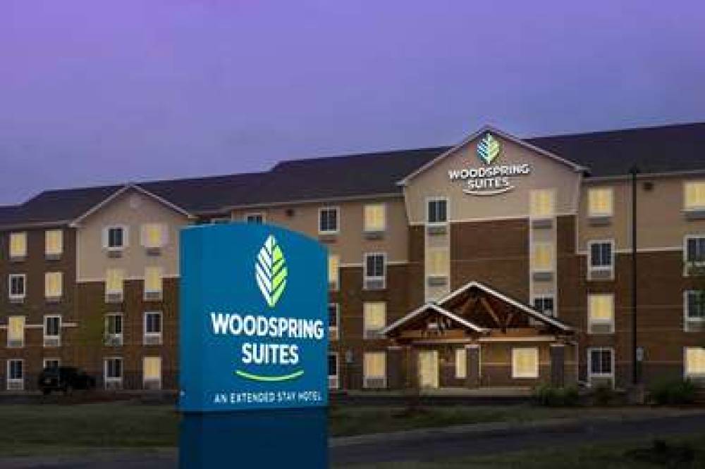 WOODSPRING SUITES CHICAGO DARIEN 2