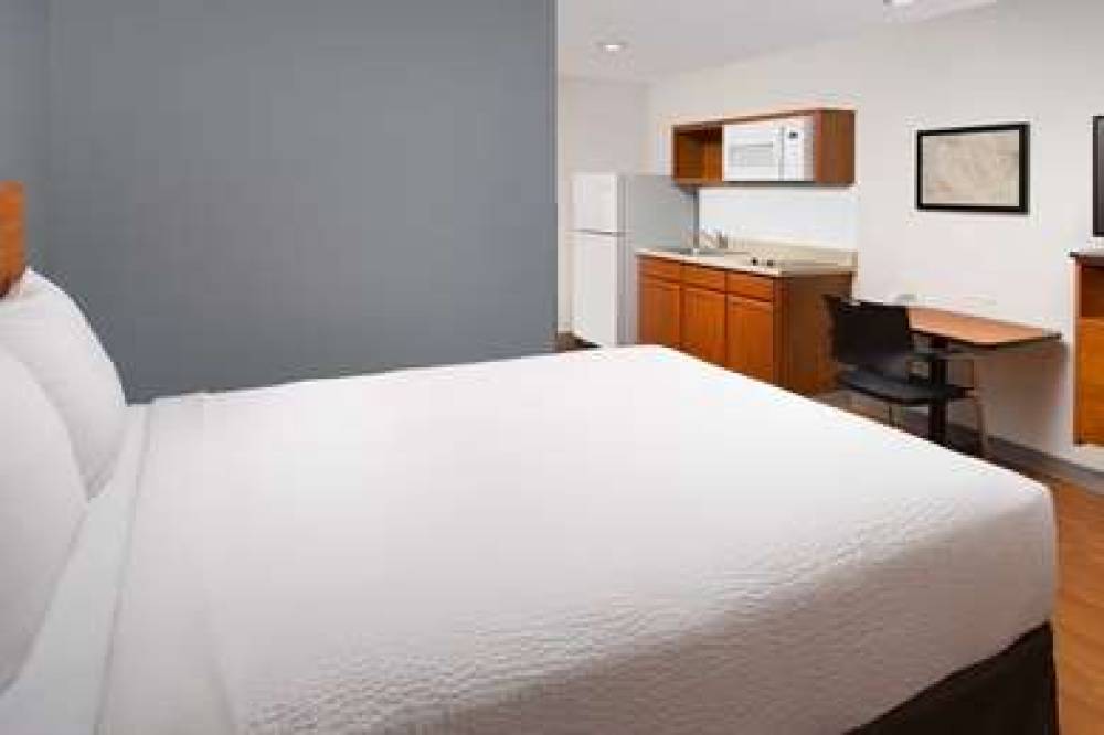 WOODSPRING SUITES CHICAGO DARIEN 1