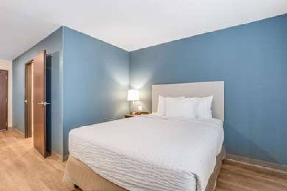 WOODSPRING SUITES CHICAGO MIDWAY 9