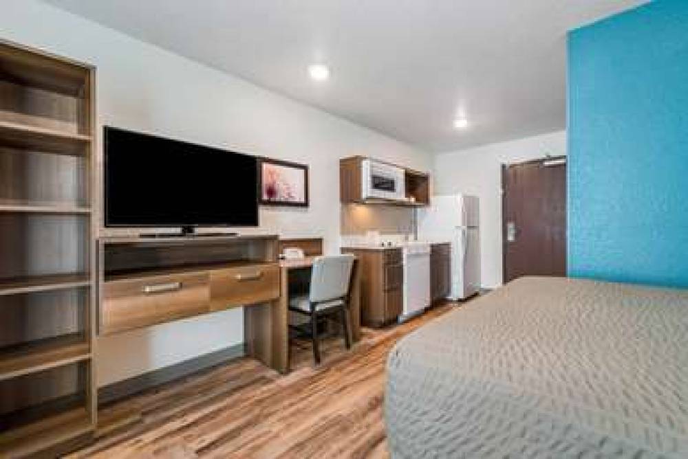 WOODSPRING SUITES DAVENPORT FL 9