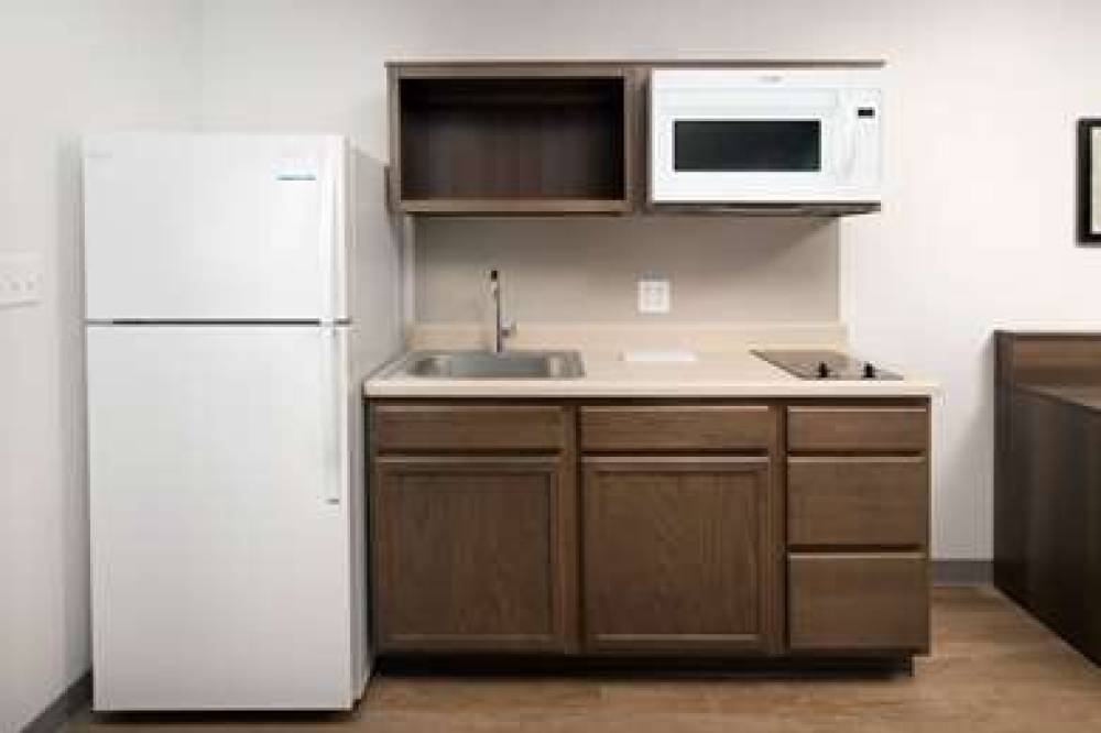 WOODSPRING SUITES DAYTONA BEACH INT 10