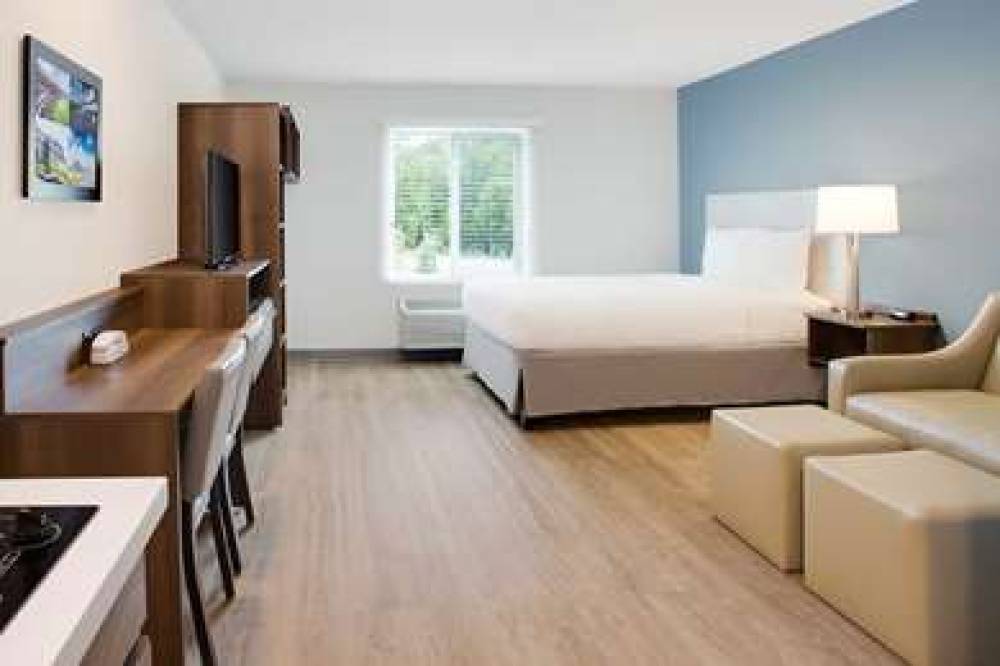 WOODSPRING SUITES DAYTONA BEACH INT 9