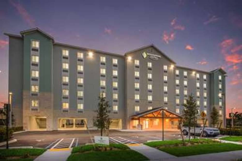 WOODSPRING SUITES DORAL MIAMI AIRPO 8