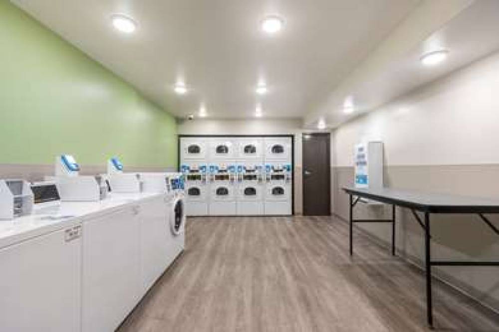 WOODSPRING SUITES ELGIN - CHICAGO 8