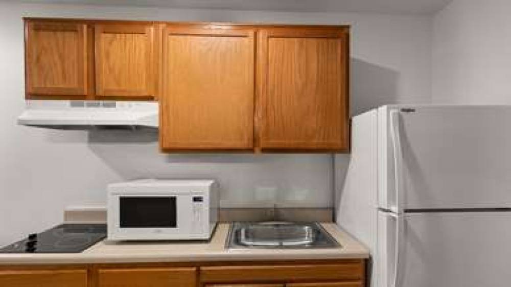 WOODSPRING SUITES EVANSVILLE EAST 10