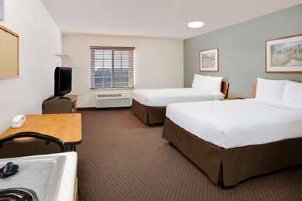 WOODSPRING SUITES FORT WAYNE 9