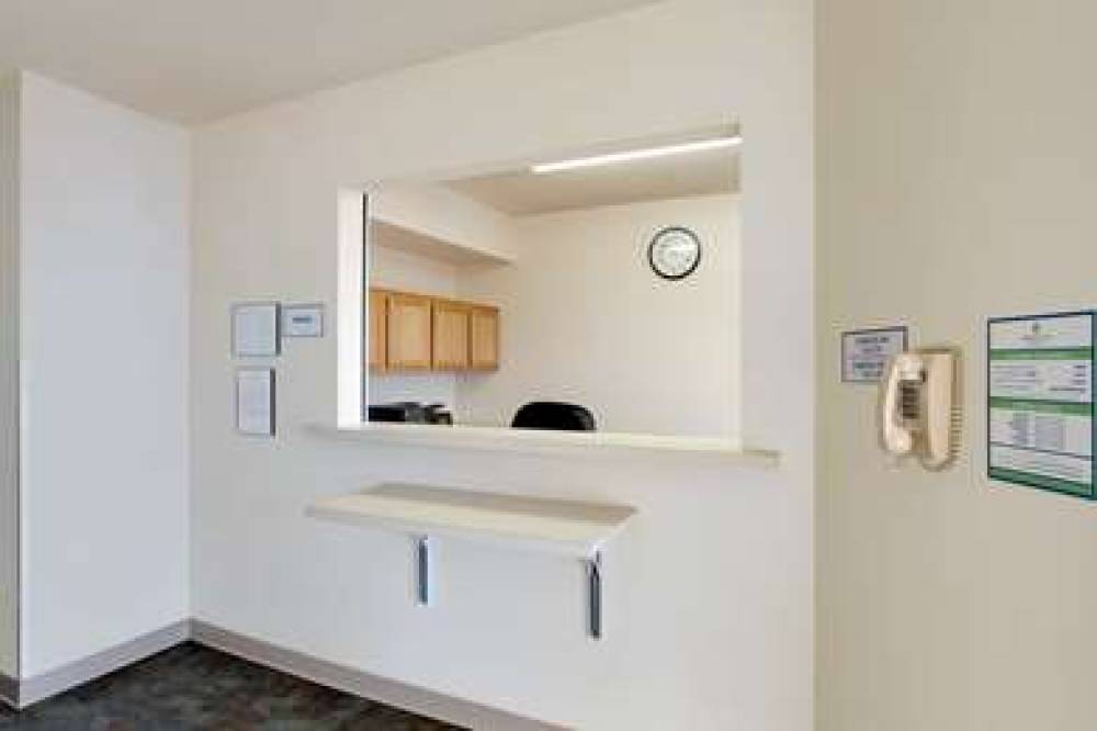 WOODSPRING SUITES FORT WAYNE 5