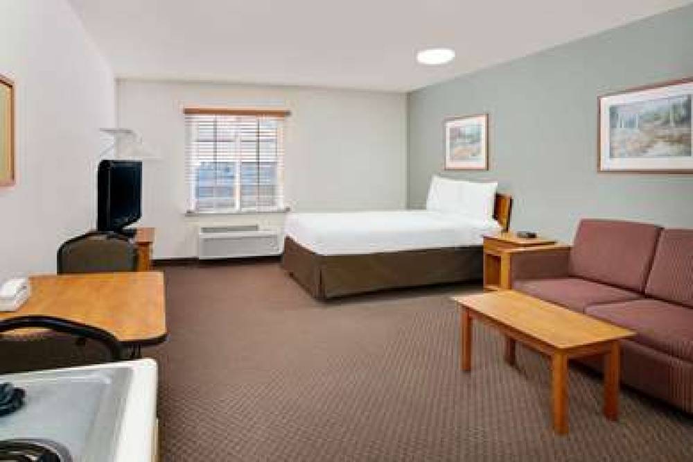 WOODSPRING SUITES FORT WAYNE 8