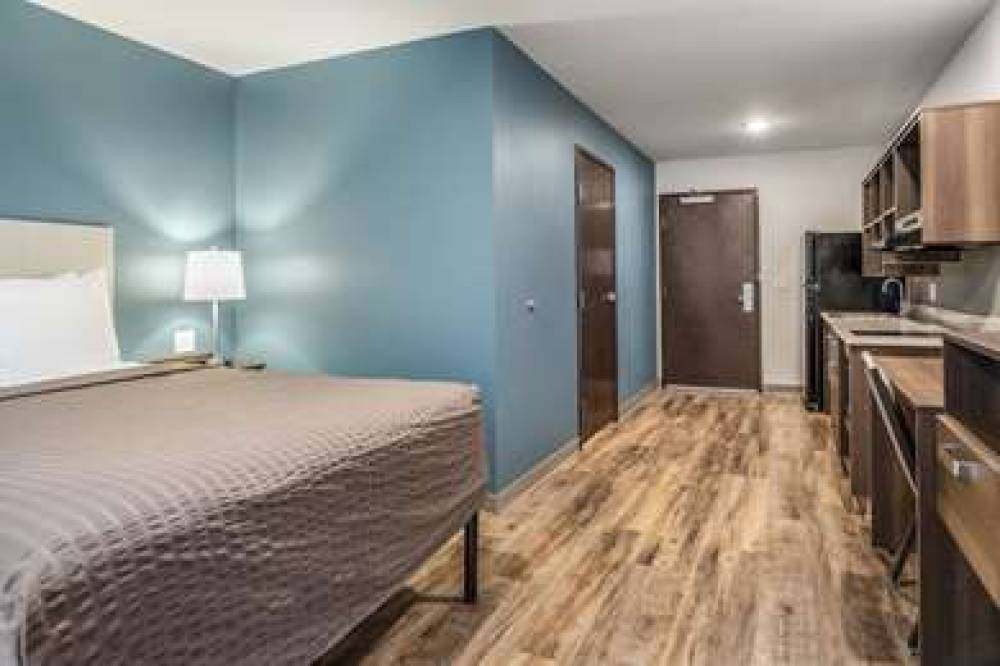 WOODSPRING SUITES GREENVILLE HAYWOO 4