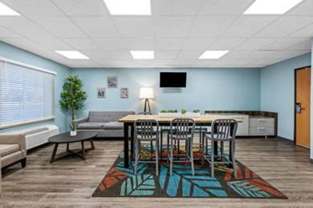 WOODSPRING SUITES HOBBS 5