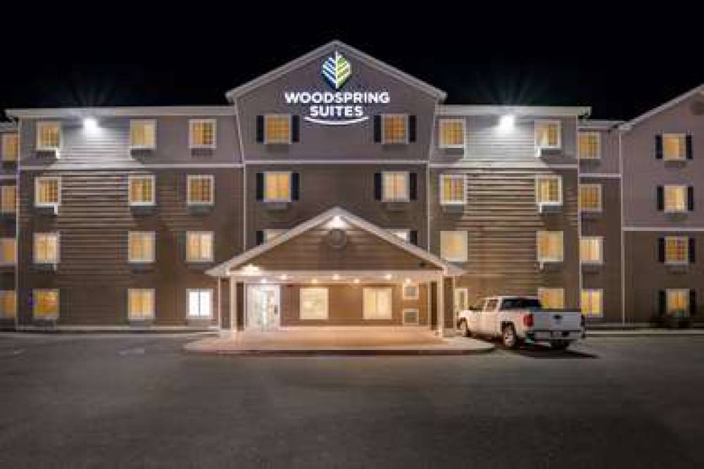 Woodspring Suites Hobbs