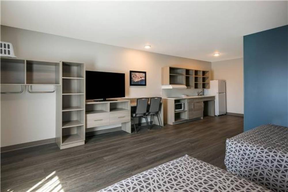 WOODSPRING SUITES KNOXVILLE WEST 9