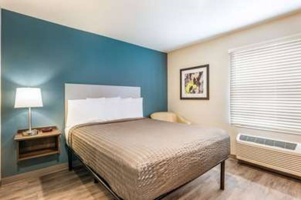 WOODSPRING SUITES LINDEN 8