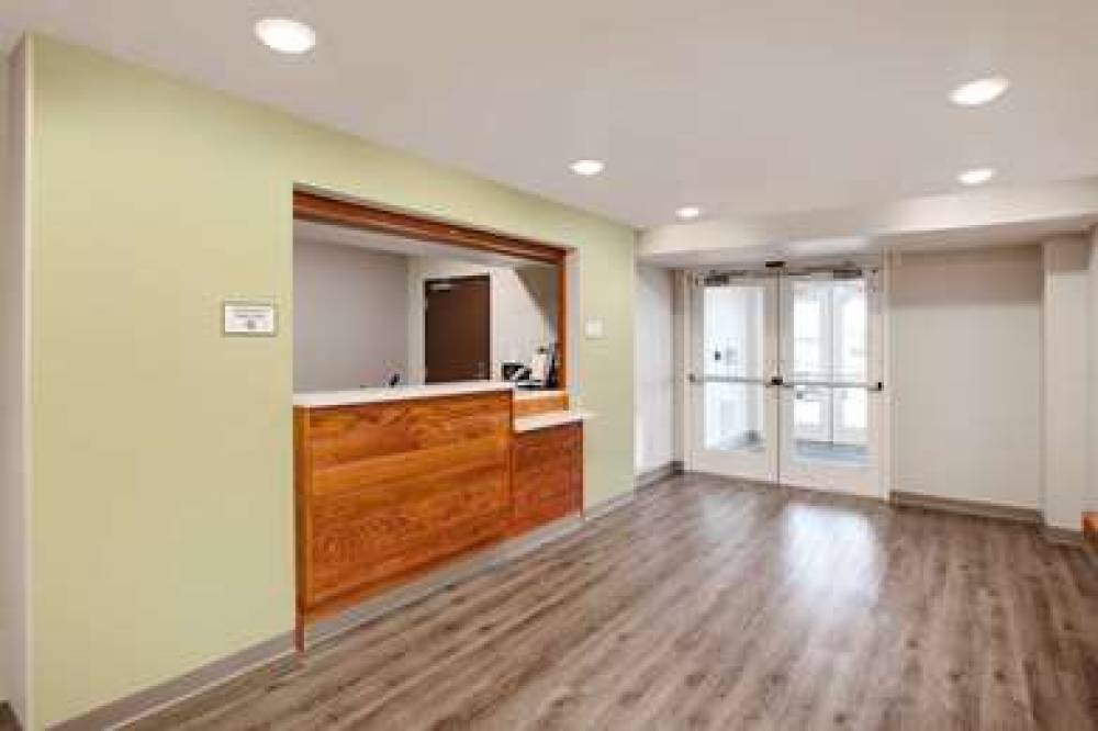 WOODSPRING SUITES PLANO -NORTH DALL 1