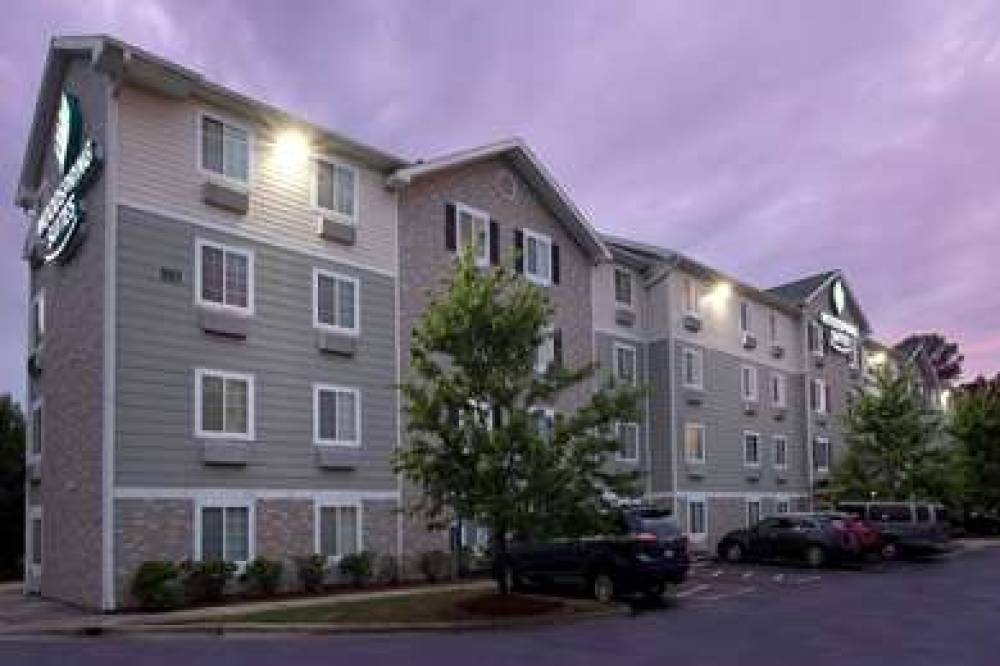 WOODSPRING SUITES RALEIGH APEX 4