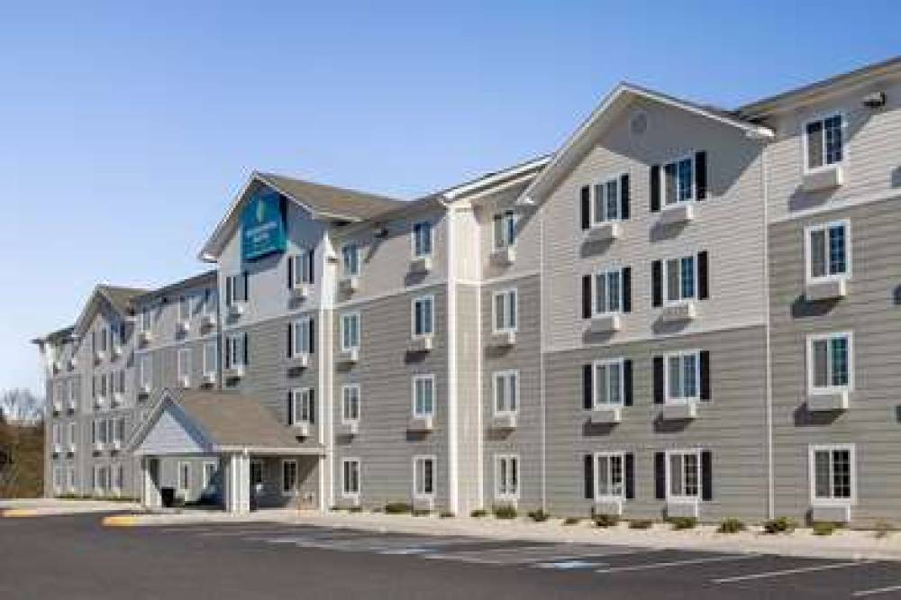 WOODSPRING SUITES RICHMOND COLONIAL 8