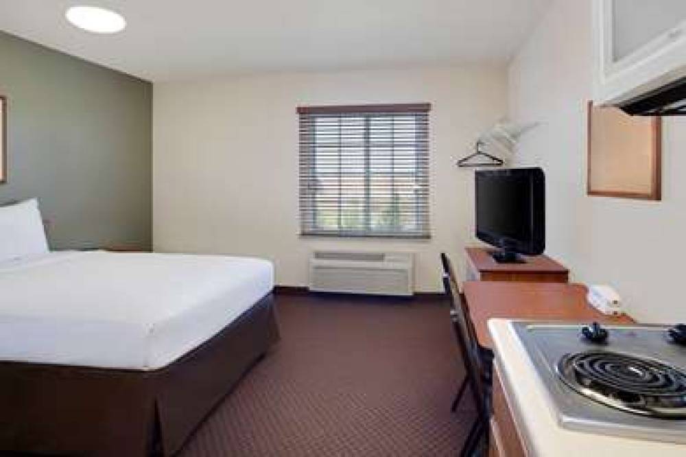 WOODSPRING SUITES RICHMOND COLONIAL 6